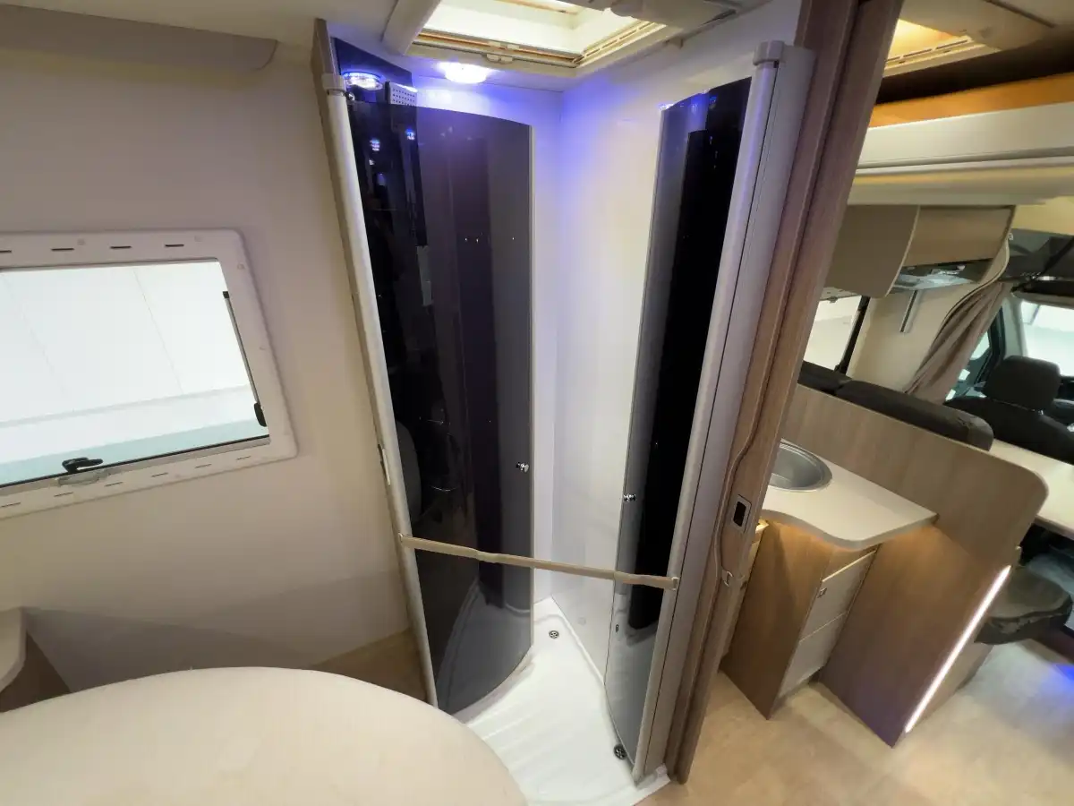 CHALLENGER Genesis 288 EB Spezial Edition - Ansicht 15